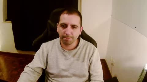 Snapshot of droooooones chatting on 27, 2, 2025 droooooones online show from 27, 2, 2025