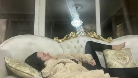 Snapshot of drresa chatting on 3, 3, 2025 Dr. Resa online show from 3, 3, 2025