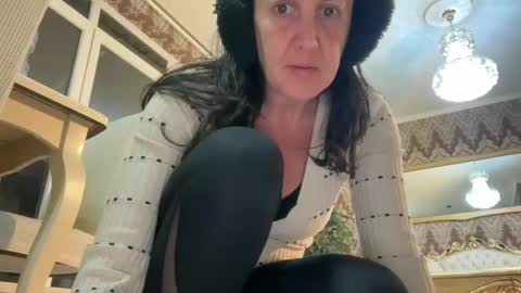 Snapshot of drresa chatting on 4, 3, 2025 Dr. Resa online show from 4, 3, 2025