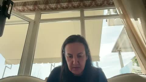 Snapshot of drresa chatting on 10, 3, 2025 Dr. Resa online show from 10, 3, 2025