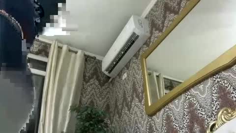 Snapshot of drresa chatting on 10, 3, 2025 Dr. Resa online show from 10, 3, 2025