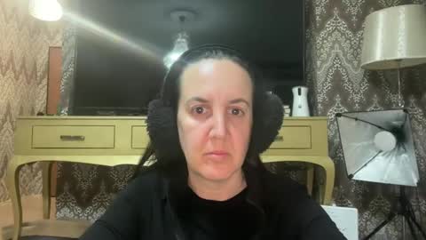 Snapshot of drresa chatting on 12, 3, 2025 Dr. Resa online show from 12, 3, 2025