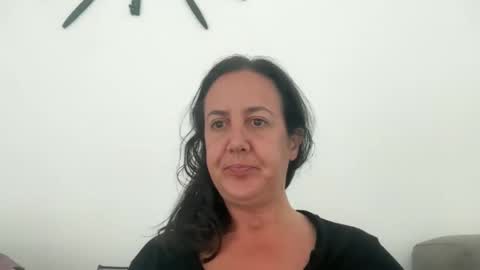 Snapshot of drresa chatting on 21, 10, 2025 Dr. Resa online show from 21, 10, 2025