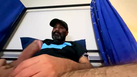 Snapshot of drspunkalott chatting on 17, 12, 2025 drspunkalott online show from 17, 12, 2025