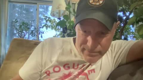 Snapshot of dudeinnh chatting on 2, 2, 2025 Steve online show from 2, 2, 2025