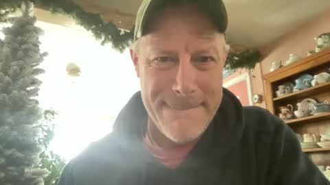 Snapshot of dudeinnh chatting on 12, 2, 2025 Steve online show from 12, 2, 2025