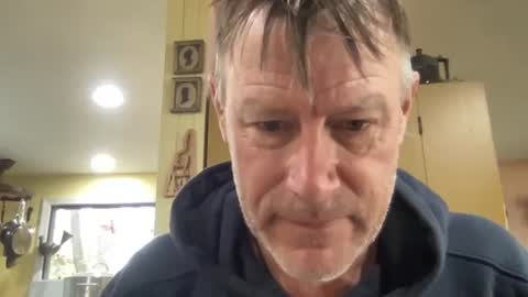 Snapshot of dudeinnh chatting on 13, 10, 2025 Steve online show from 13, 10, 2025