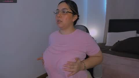 Snapshot of dulce_brithany chatting on 24, 6, 2026 dulce brithany online show from 24, 6, 2026