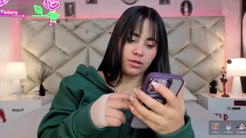 Snapshot of dulce_hiil_ chatting on 19, 10, 2025 Monday 5-2 am From Tuesday to Friday5-1 am Colombia time online show from 19, 10, 2025