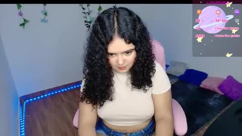 Snapshot of dulce_julieta_ chatting on 12, 12, 2024 Dulce online show from 12, 12, 2024