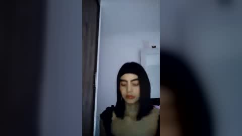 dulce_lucero online show from 7, 7, 2026