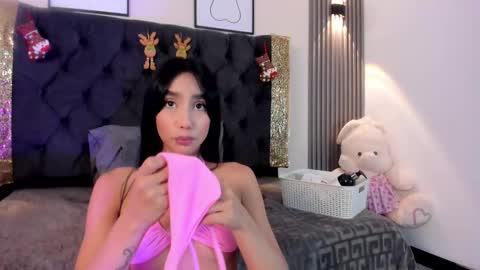 Dluce May online show from 28, 11, 2025