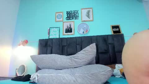 DULCE AURORA online show from 26, 2, 2025