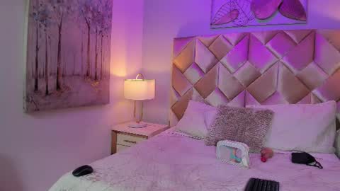 Snapshot of dulceestrella_ chatting on 2, 7, 2026 Dulce online show from 2, 7, 2026