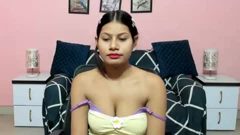 Snapshot of dumble_doree chatting on 18, 7, 2026 dumble_doree online show from 18, 7, 2026