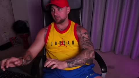 Snapshot of duncanstones chatting on 18, 6, 2026 DuncanStone online show from 18, 6, 2026