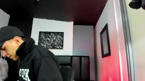 Thomas and Noah online show from 30, 9, 2025