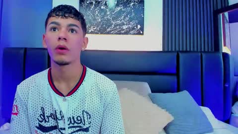 Thomas and Noah online show from 8, 11, 2025