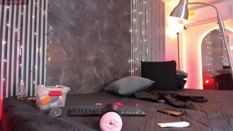 Duriel online show from 29, 12, 2024