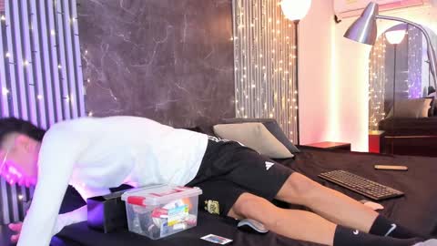 Duriel online show from 2, 1, 2025