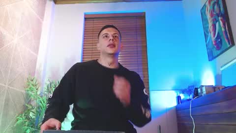 Dustin Sonne online show from 4, 3, 2026