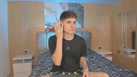 Snapshot of dustinlevine chatting on 7, 2, 2026 Dustin Levy online show from 7, 2, 2026