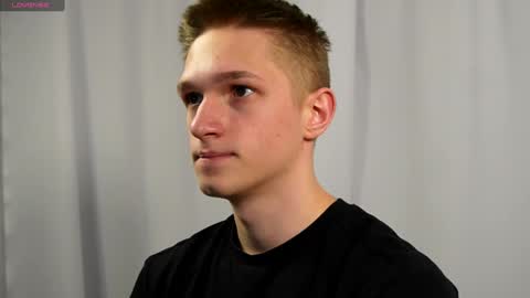 Snapshot of dustyn_fox chatting on 5, 1, 2025 Dustyn online show from 5, 1, 2025