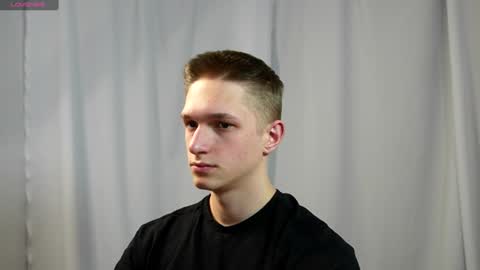 Snapshot of dustyn_fox chatting on 5, 1, 2025 Dustyn online show from 5, 1, 2025