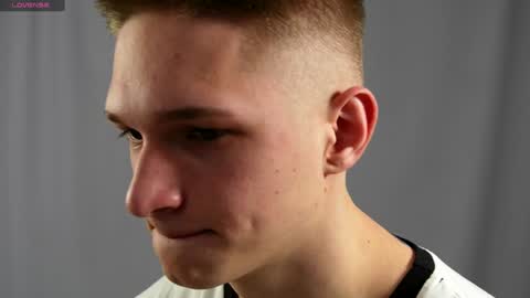 Snapshot of dustyn_fox chatting on 14, 1, 2025 Dustyn online show from 14, 1, 2025