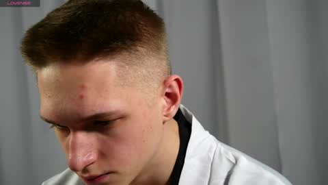 Snapshot of dustyn_fox chatting on 19, 1, 2025 Dustyn online show from 19, 1, 2025