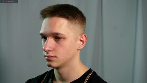 Snapshot of dustyn_fox chatting on 21, 1, 2025 Dustyn online show from 21, 1, 2025