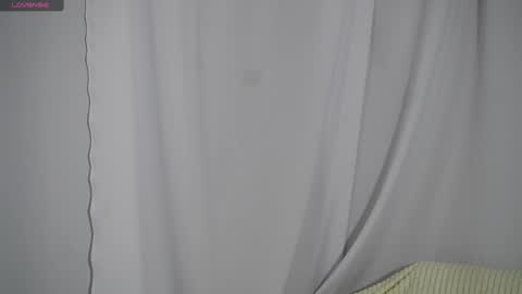 Snapshot of dustyn_fox chatting on 23, 1, 2025 Dustyn online show from 23, 1, 2025