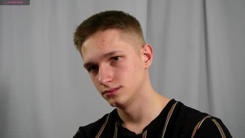 Snapshot of dustyn_fox chatting on 24, 1, 2025 Dustyn online show from 24, 1, 2025