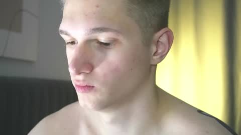 Snapshot of dustyn_fox chatting on 27, 1, 2025 Dustyn online show from 27, 1, 2025