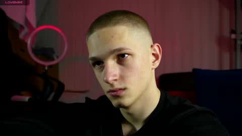 Snapshot of dustyn_fox chatting on 9, 2, 2025 Dustyn online show from 9, 2, 2025