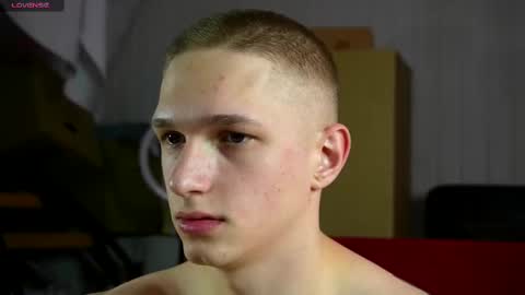 Snapshot of dustyn_fox chatting on 13, 2, 2025 Dustyn online show from 13, 2, 2025