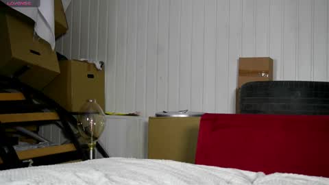 Snapshot of dustyn_fox chatting on 15, 2, 2025 Dustyn online show from 15, 2, 2025