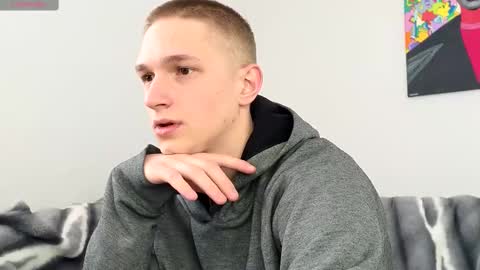 Snapshot of dustyn_fox chatting on 21, 2, 2025 Dustyn online show from 21, 2, 2025