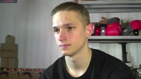 Snapshot of dustyn_fox chatting on 5, 3, 2025 Dustyn online show from 5, 3, 2025