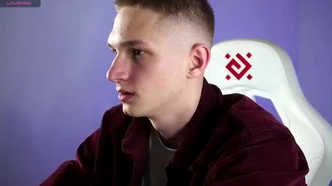 Snapshot of dustyn_fox chatting on 9, 3, 2025 Dustyn online show from 9, 3, 2025