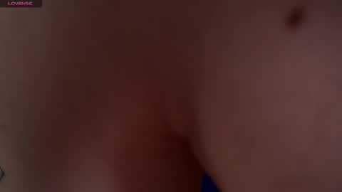 Snapshot of dustyn_fox chatting on 13, 11, 2025 Dustyn online show from 13, 11, 2025