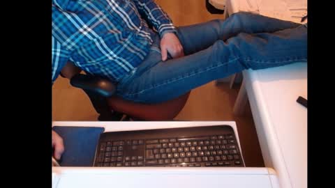 Snapshot of dutchpornking2 chatting on 14, 1, 2025 dutchpornking2 online show from 14, 1, 2025