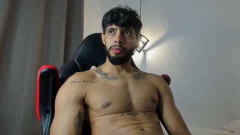 Snapshot of dwaynehoff chatting on 3, 3, 2025 DWAYNIE online show from 3, 3, 2025