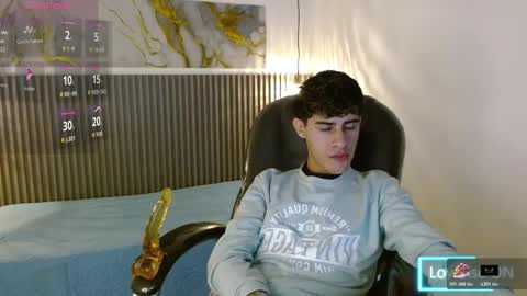 Snapshot of dyla_n18_ chatting on 13, 11, 2025 dyla_n18_ online show from 13, 11, 2025