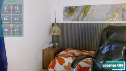 Snapshot of dyla_n18_ chatting on 14, 12, 2025 dyla_n18_ online show from 14, 12, 2025