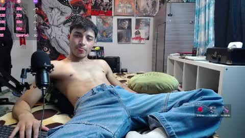 Dylan 3 online show from 7, 4, 2026