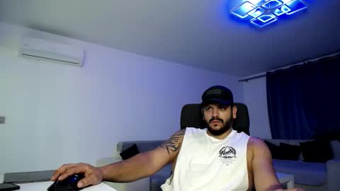 Dylan Dom  online show from 25, 9, 2025