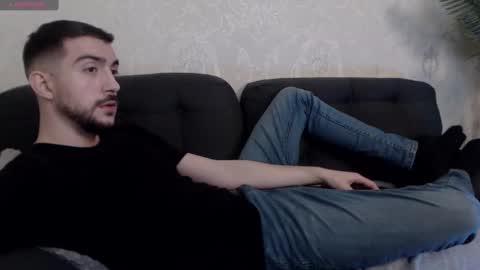 Snapshot of dylan_starxx chatting on 8, 3, 2025 Dylan online show from 8, 3, 2025