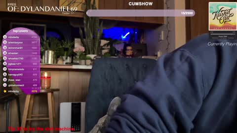 Snapshot of dylandaniel69 chatting on 3, 12, 2024 Dylan Daniel 7.8 online show from 3, 12, 2024