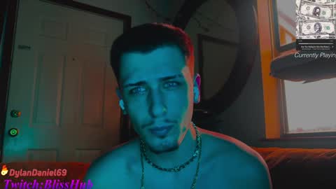 Snapshot of dylandaniel69 chatting on 5, 1, 2025 Dylan Daniel 7.8 online show from 5, 1, 2025